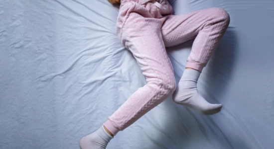 Nyugtalan láb szindróma: tudd meg mi is ez pontosan, és hogyan segíthetsz rajta!